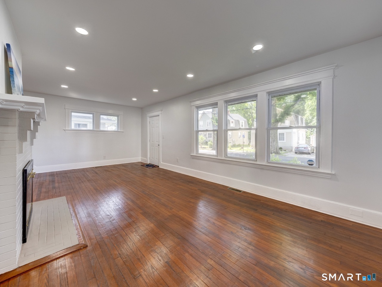 16 Shoreham Road New Haven, CT 06512 - Photo 9 of 40