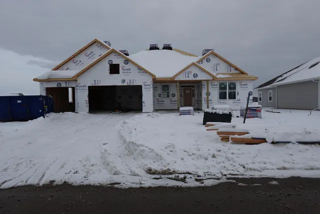 $639,990 | 1757 Hammock Lane, Oconomowoc, WI 53066