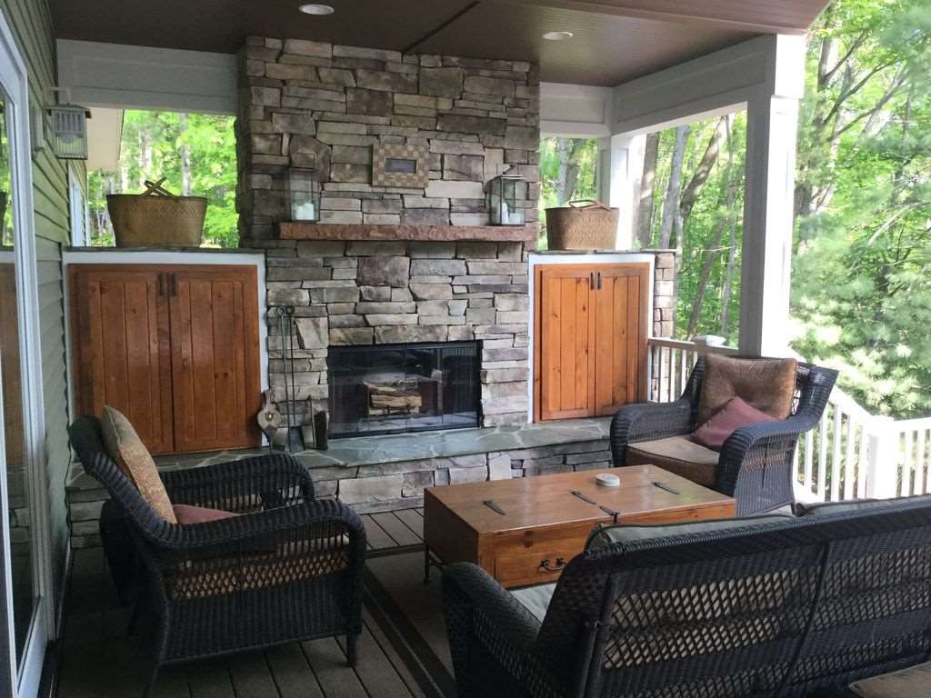 82-70 Highview Road Traverse City, MI 49696 - Photo 6 of 45 1874279-5.JPG