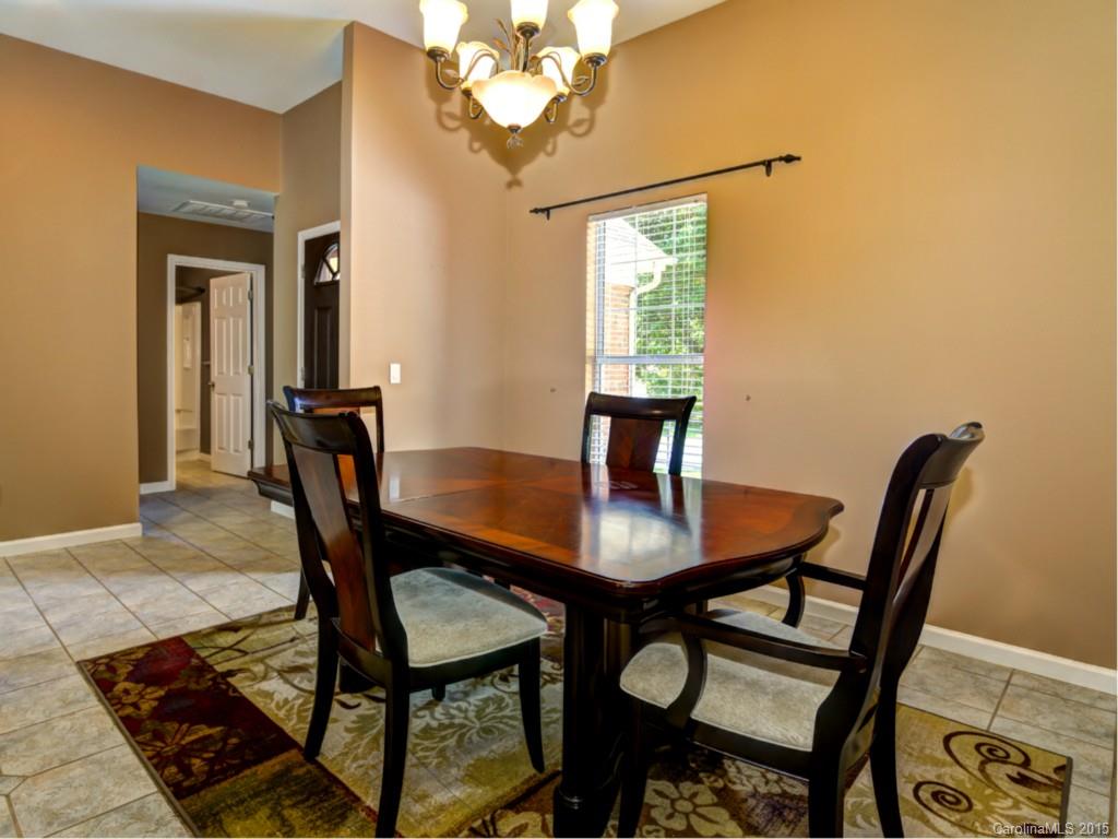 11325 Clayford Ridge Charlotte, NC 28215 - Photo 2 of 24