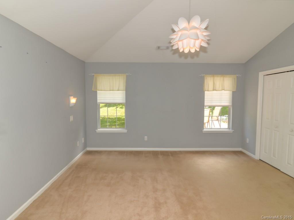 11325 Clayford Ridge Charlotte, NC 28215 - Photo 11 of 24