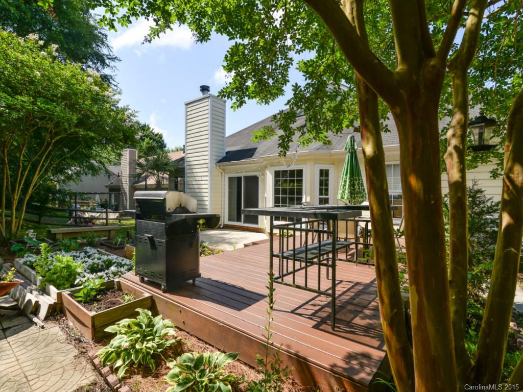 11325 Clayford Ridge Charlotte, NC 28215 - Photo 18 of 24