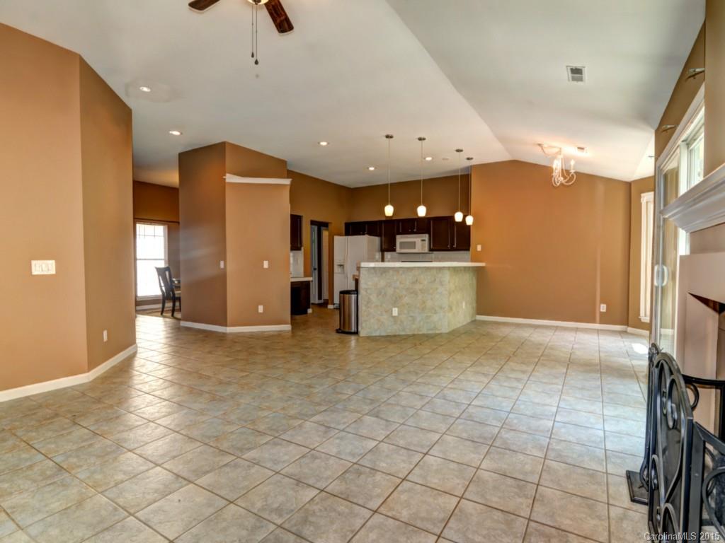 11325 Clayford Ridge Charlotte, NC 28215 - Photo 3 of 24