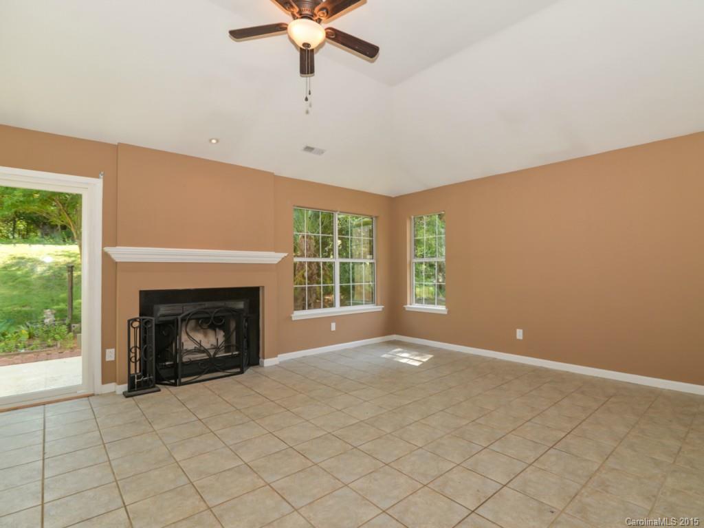11325 Clayford Ridge Charlotte, NC 28215 - Photo 5 of 24