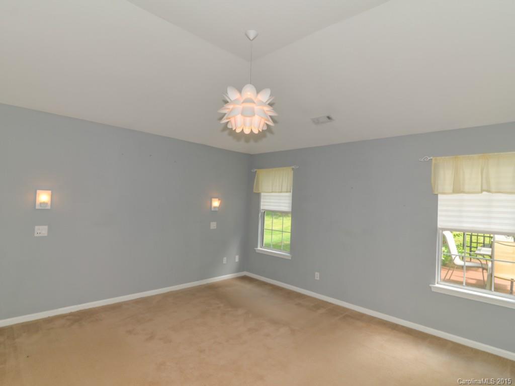 11325 Clayford Ridge Charlotte, NC 28215 - Photo 10 of 24