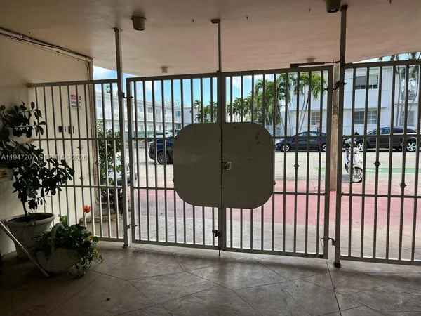 a street sign on the side of a road