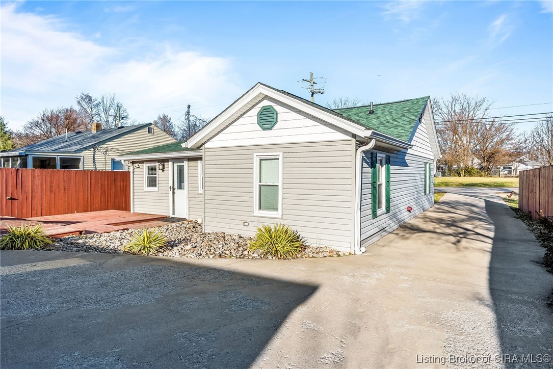 1717 Klerner Lane New Albany, IN 47150 - Photo 11 of 37