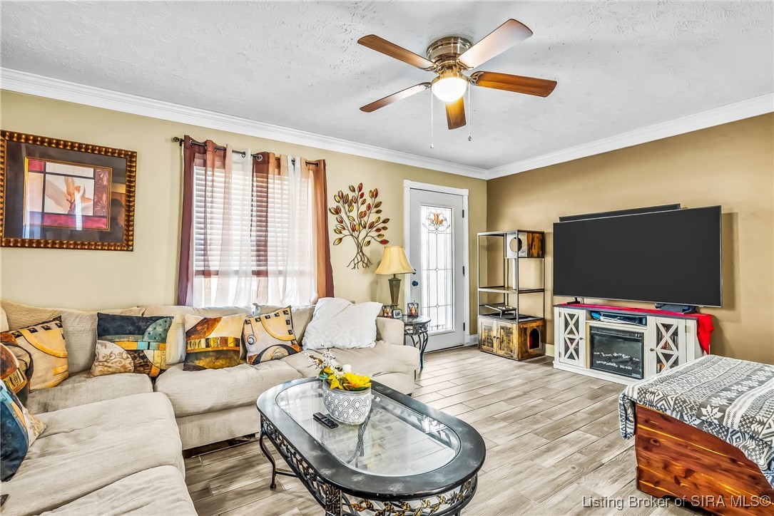 1717 Klerner Lane New Albany, IN 47150 - Photo 4 of 37