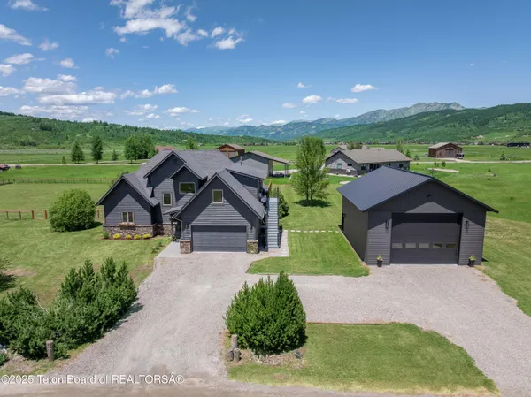 $1,199,000 | 92 Ashley Drive, Alpine, WY 83128