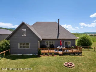 $1,199,000 | 92 Ashley Drive, Alpine, WY 83128