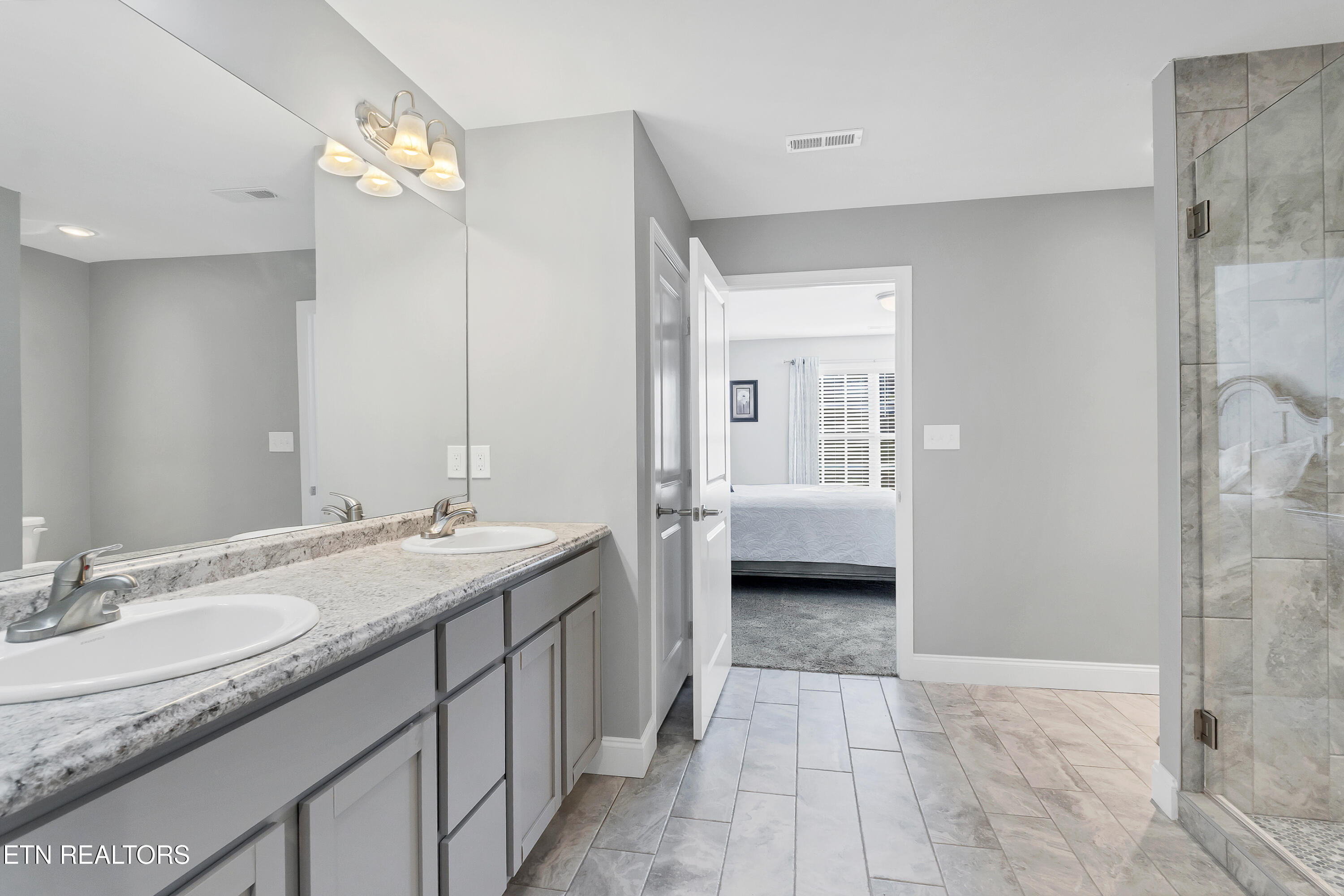 214 Waters Road Maryville, TN 37803 - Photo 33 of 47 DSC05018