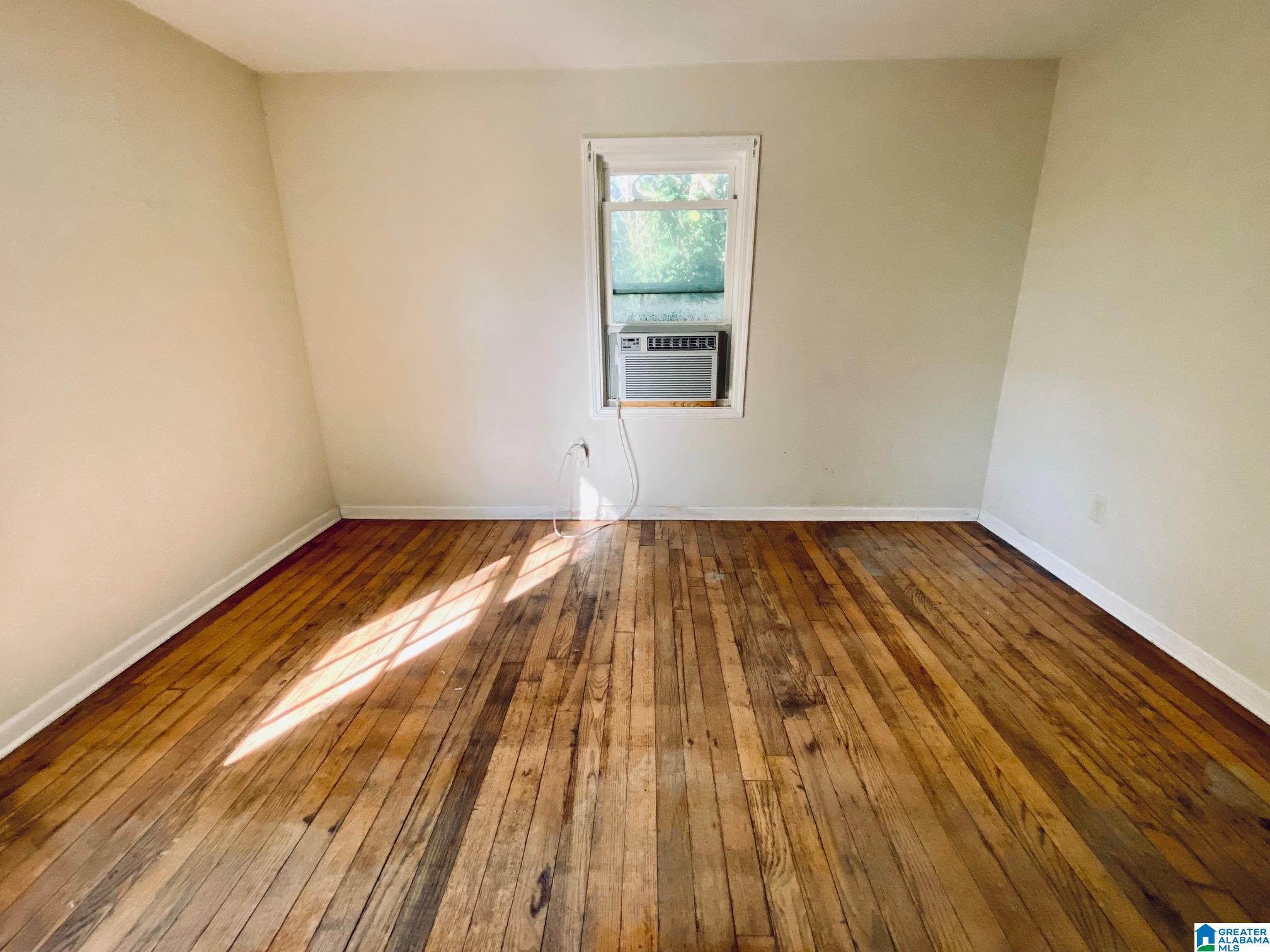 2708 Walnut Avenue Anniston, AL 36201 - Photo 11 of 16