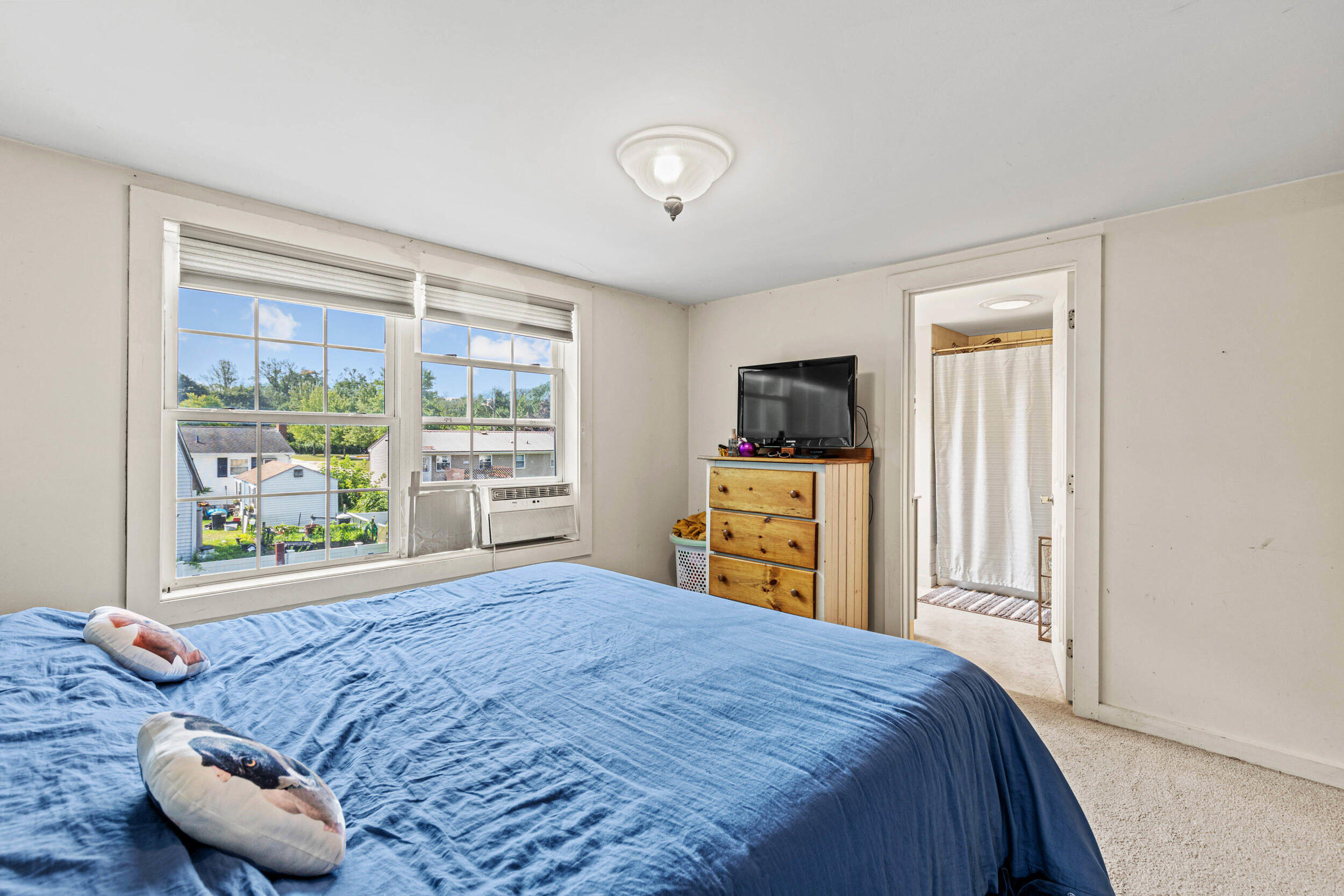 78 Cumberland Road South Portland, ME 04106 - Photo 17 of 26 78 cumberland rd, south portland-058
