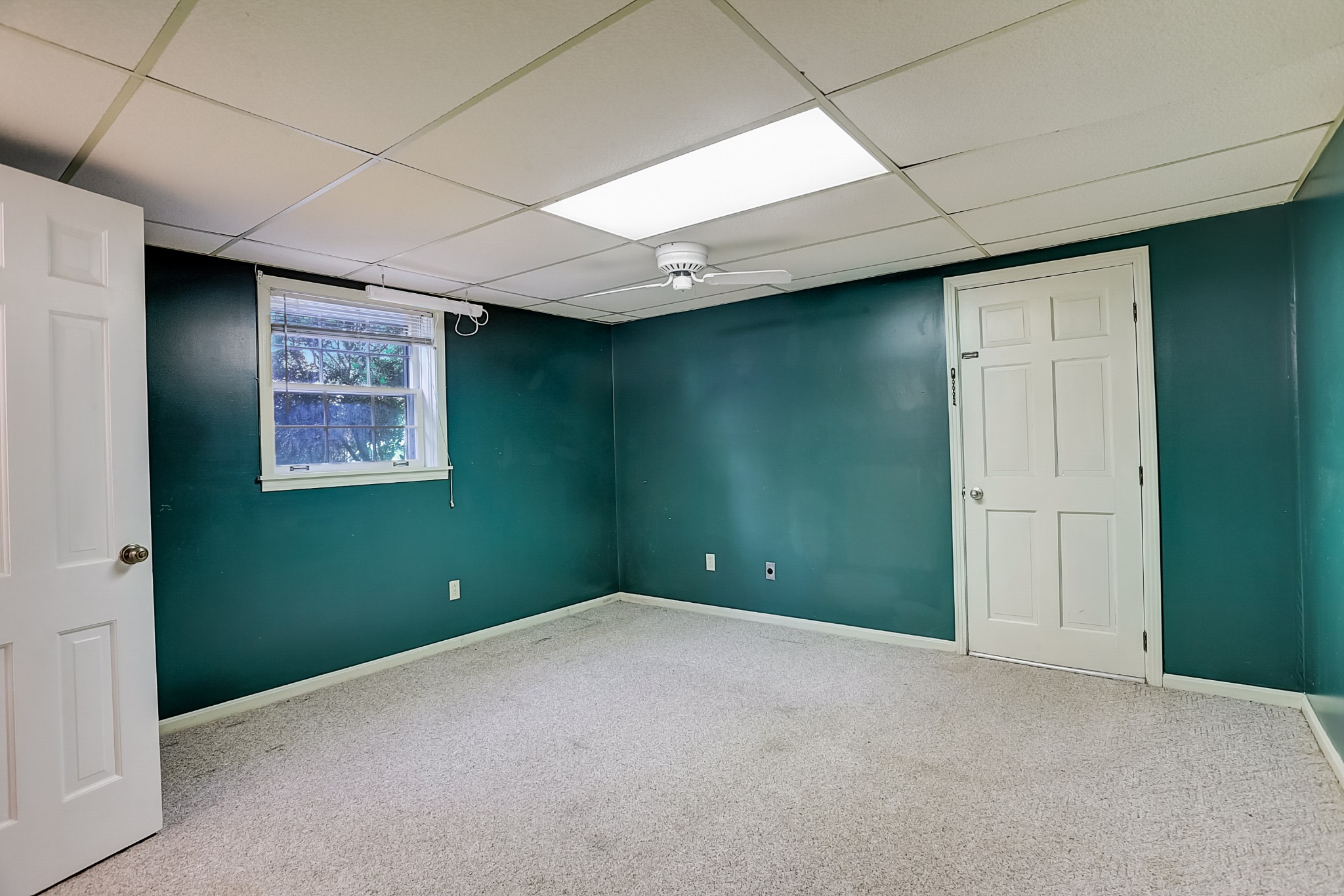 112 Lee Road Dickson, TN 37055 - Photo 14 of 29 a view of an empty room with a window