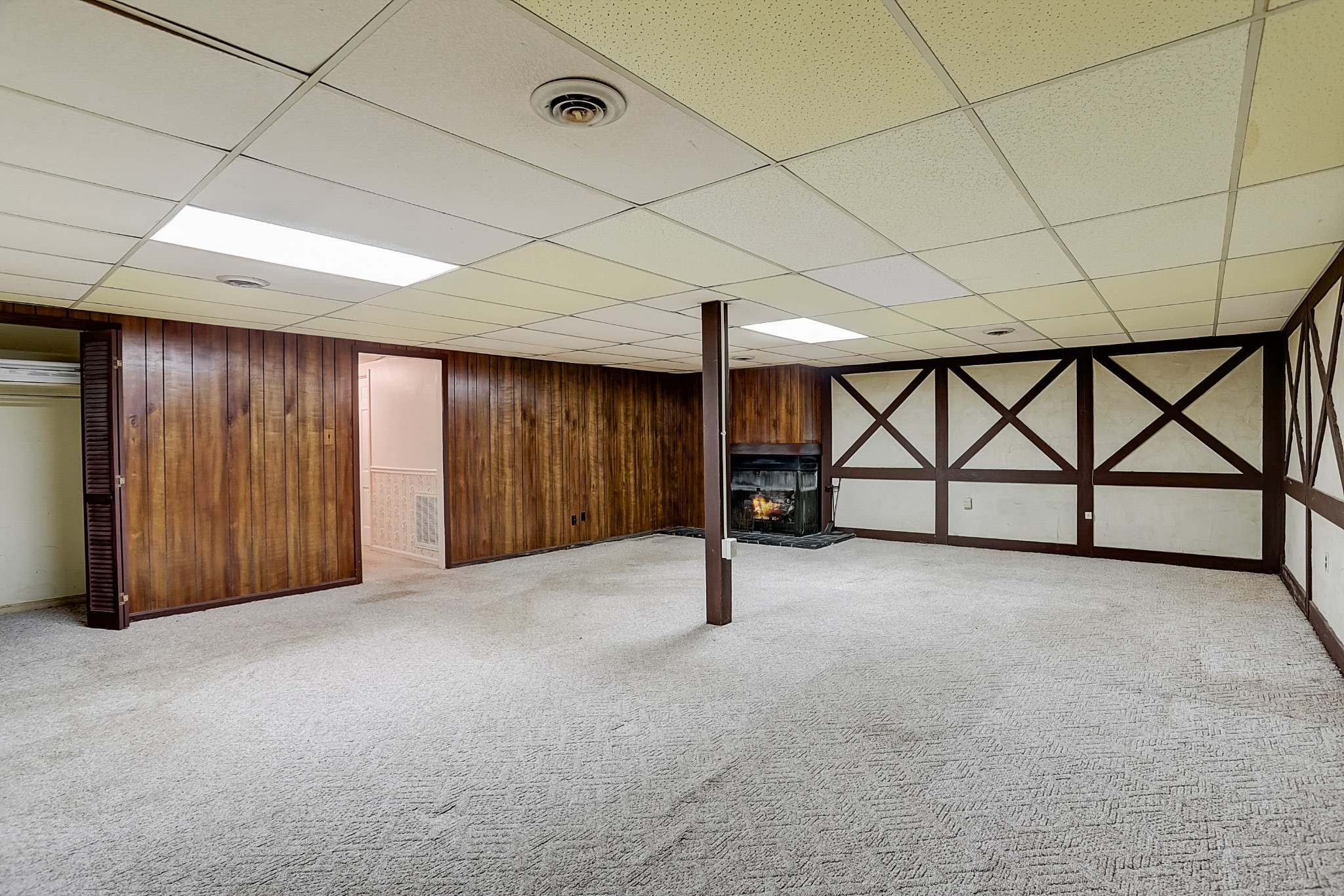 112 Lee Road Dickson, TN 37055 - Photo 18 of 29 a view of an empty room with a window