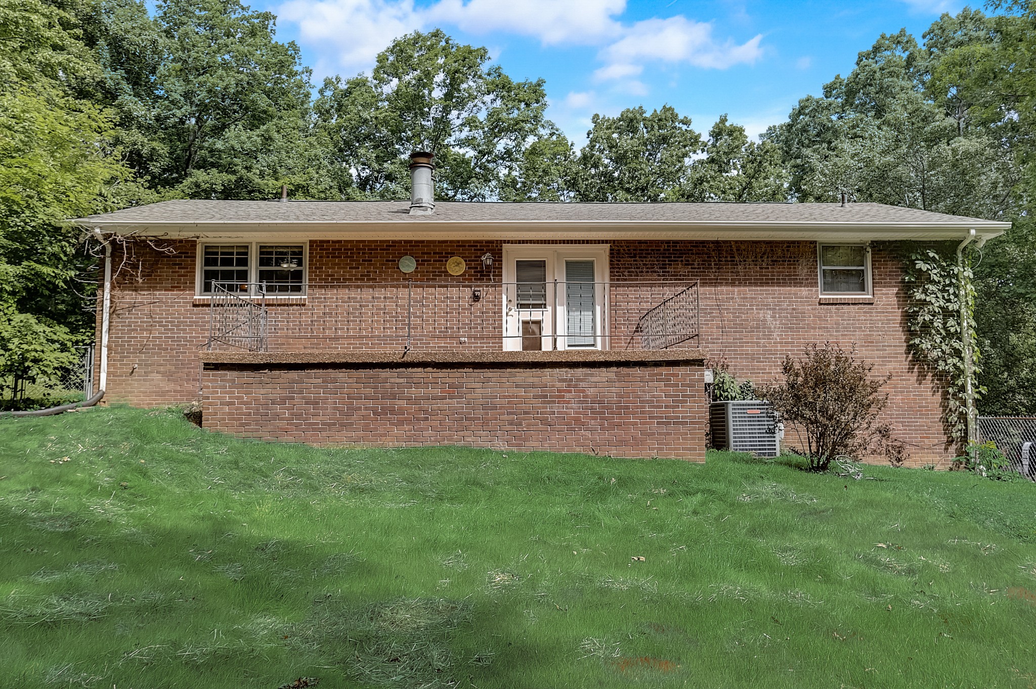 112 Lee Road Dickson, TN 37055 - Photo 23 of 29 front view of a house with a yard