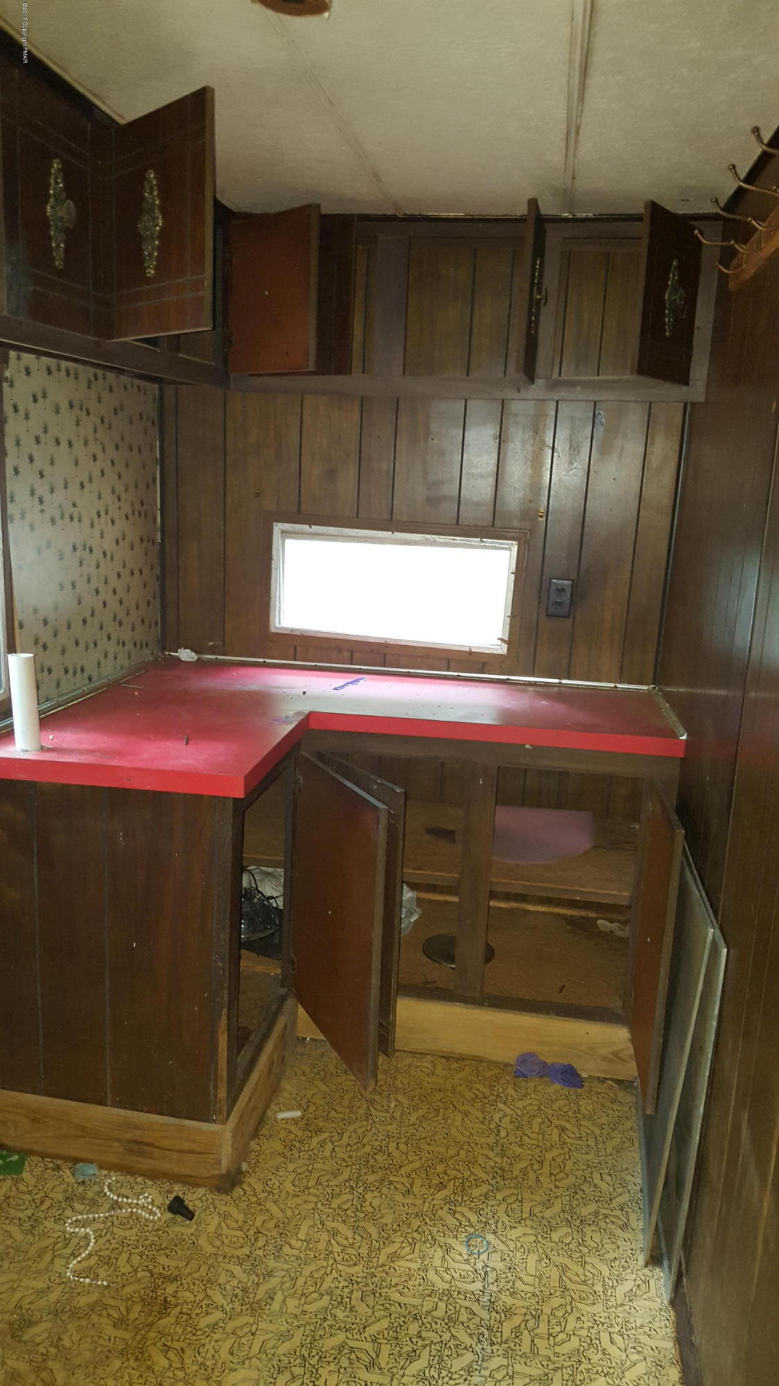250 Nevin Road Newfoundland, PA 18445 - Photo 11 of 32 a utility room with dryer and washer