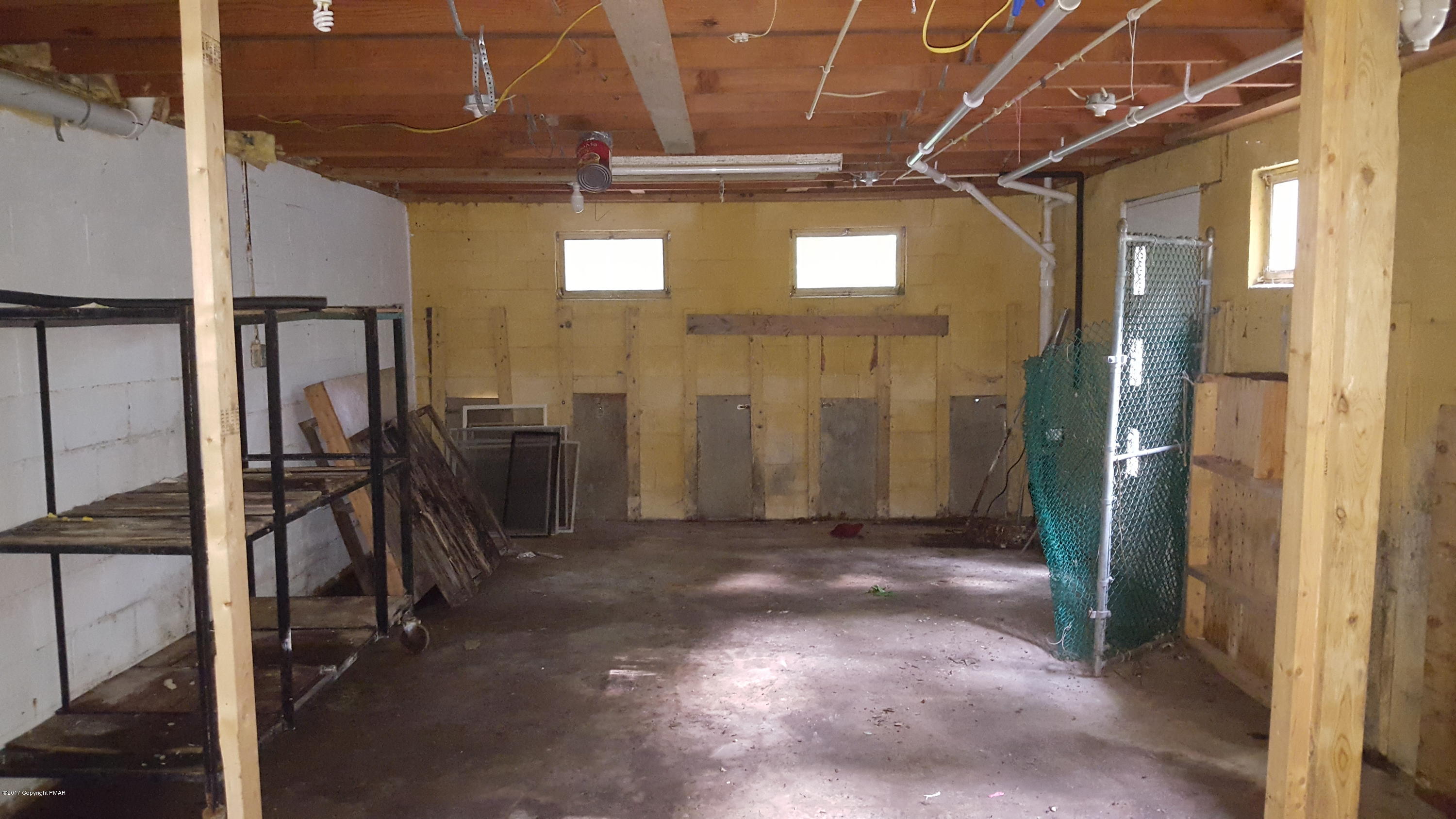 250 Nevin Road Newfoundland, PA 18445 - Photo 26 of 32 a view of a room with gym equipment