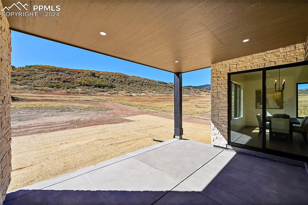 5549 Remuda Ranch Parkway Sedalia, CO 80135 - Photo 34 of 39 a view of living room