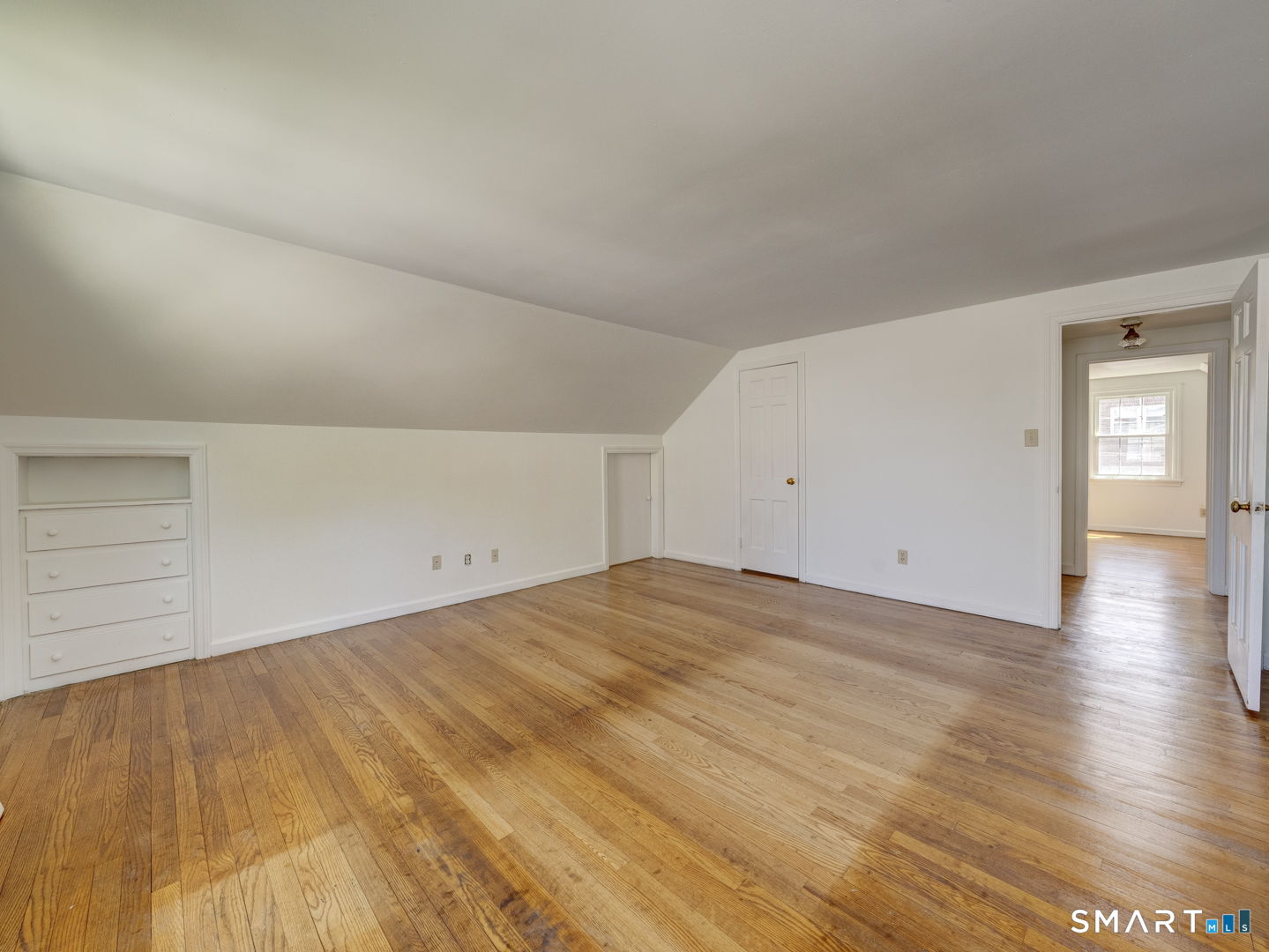 176 Stearns Street Bristol, CT 06010 - Photo 28 of 38