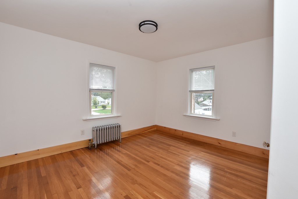 48 Dodge Street Pawtucket, RI 02860 - Photo 7 of 8