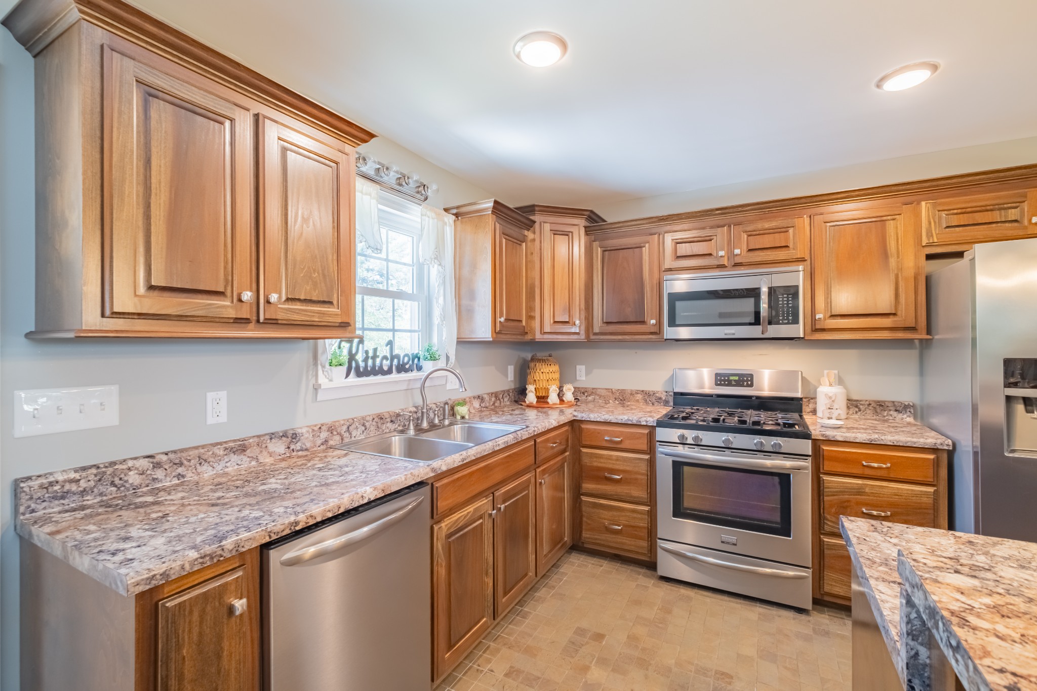 1143 Tom Grissom Road Morrison, TN 37357 - Photo 13 of 34