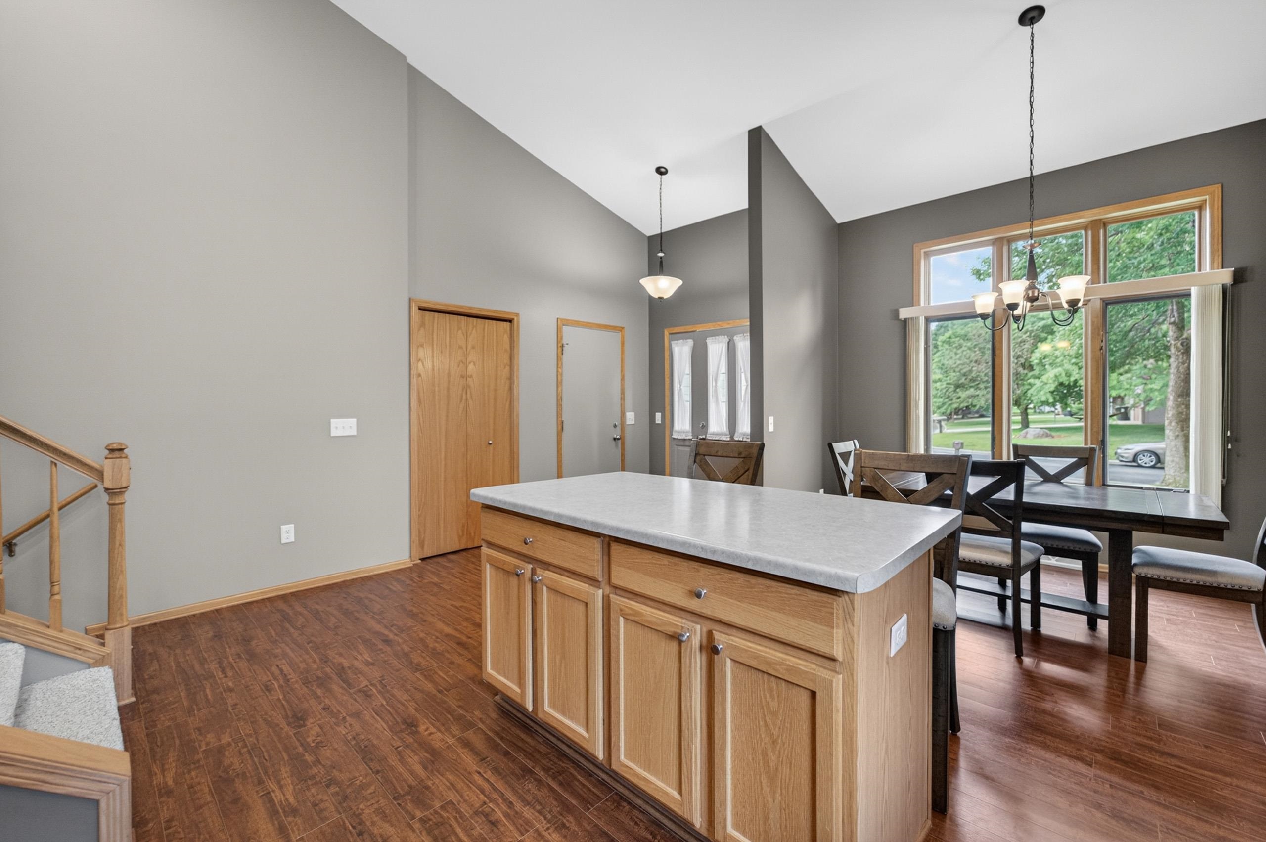 467 Sherbrooke Drive Sun Prairie, WI 53590 - Photo 6 of 27