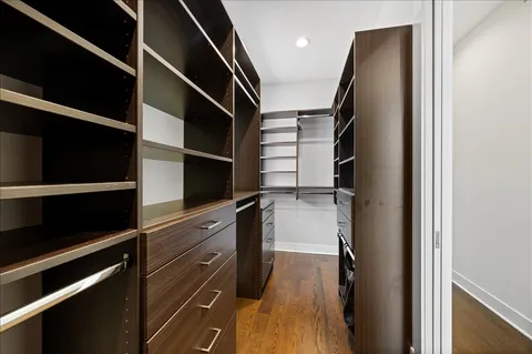 $2,500,000 | 2901 North Burling Street, Chicago, IL 60657