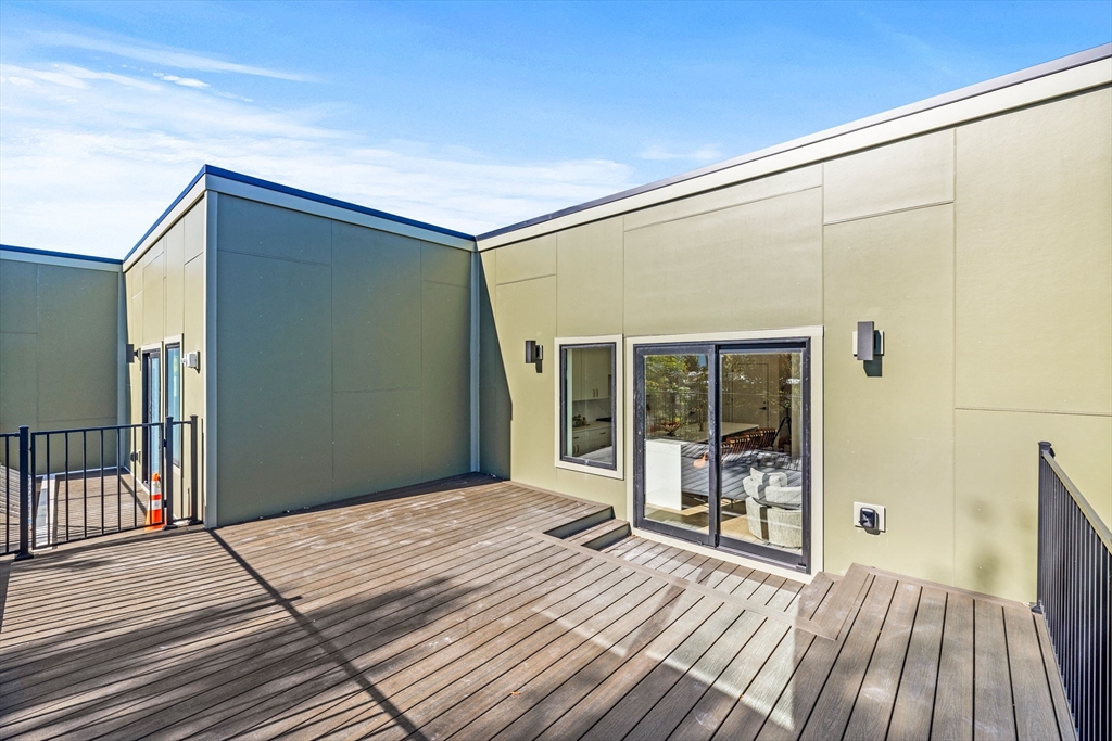 125 Addison Street, Unit 6 Boston, MA 02128 - Photo 23 of 26