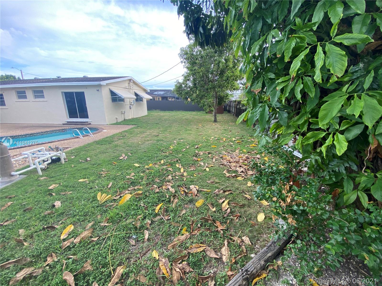 9471 Easter Road Cutler Bay, FL 33157 - Photo 2 of 17
