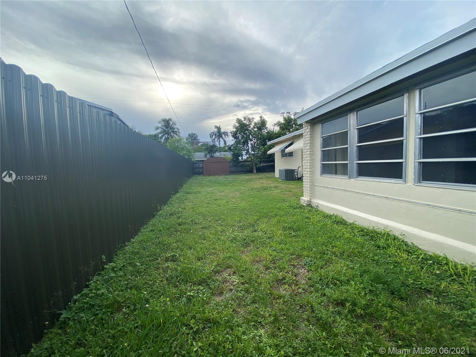 9471 Easter Road Cutler Bay, FL 33157 - Photo 5 of 17