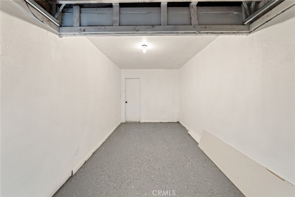 2121 Down Street Riverside, CA 92507 - Photo 17 of 75