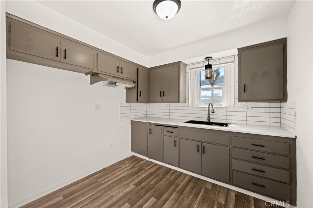 2121 Down Street Riverside, CA 92507 - Photo 53 of 75