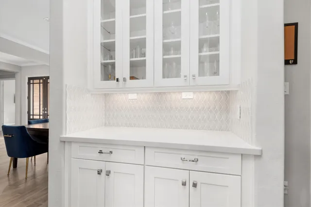 a close view of a dresser