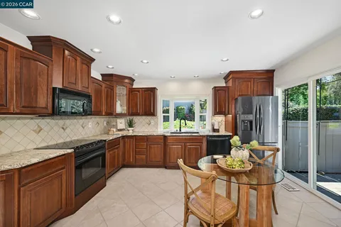 $1,150,000 | 1937 Rancho Verde Circle West, Danville, CA 94526
