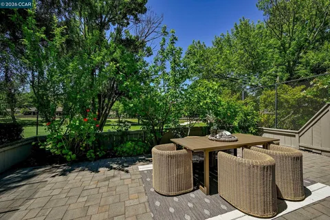 $1,150,000 | 1937 Rancho Verde Circle West, Danville, CA 94526