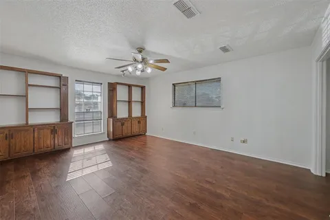 $434,000 | 4105 Woodcastle Court, Arlington, TX 76016