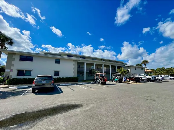 $3,800 | 2100 North Peninsula Avenue, Unit 2160, New Smyrna Beach, FL 32169
