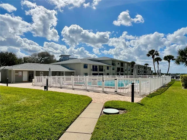 $3,800 | 2100 North Peninsula Avenue, Unit 2160, New Smyrna Beach, FL 32169