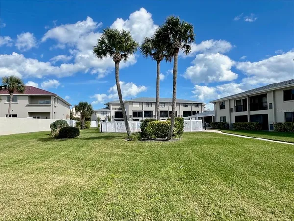 $3,800 | 2100 North Peninsula Avenue, Unit 2160, New Smyrna Beach, FL 32169