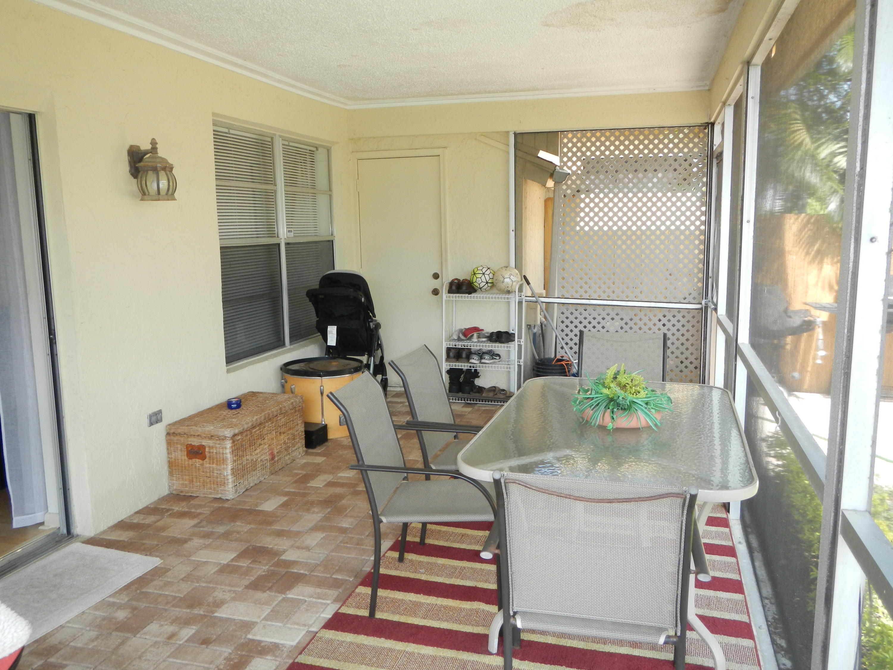 124 Pinewood Court Jupiter, FL 33458 - Photo 33 of 40 DSCN2367