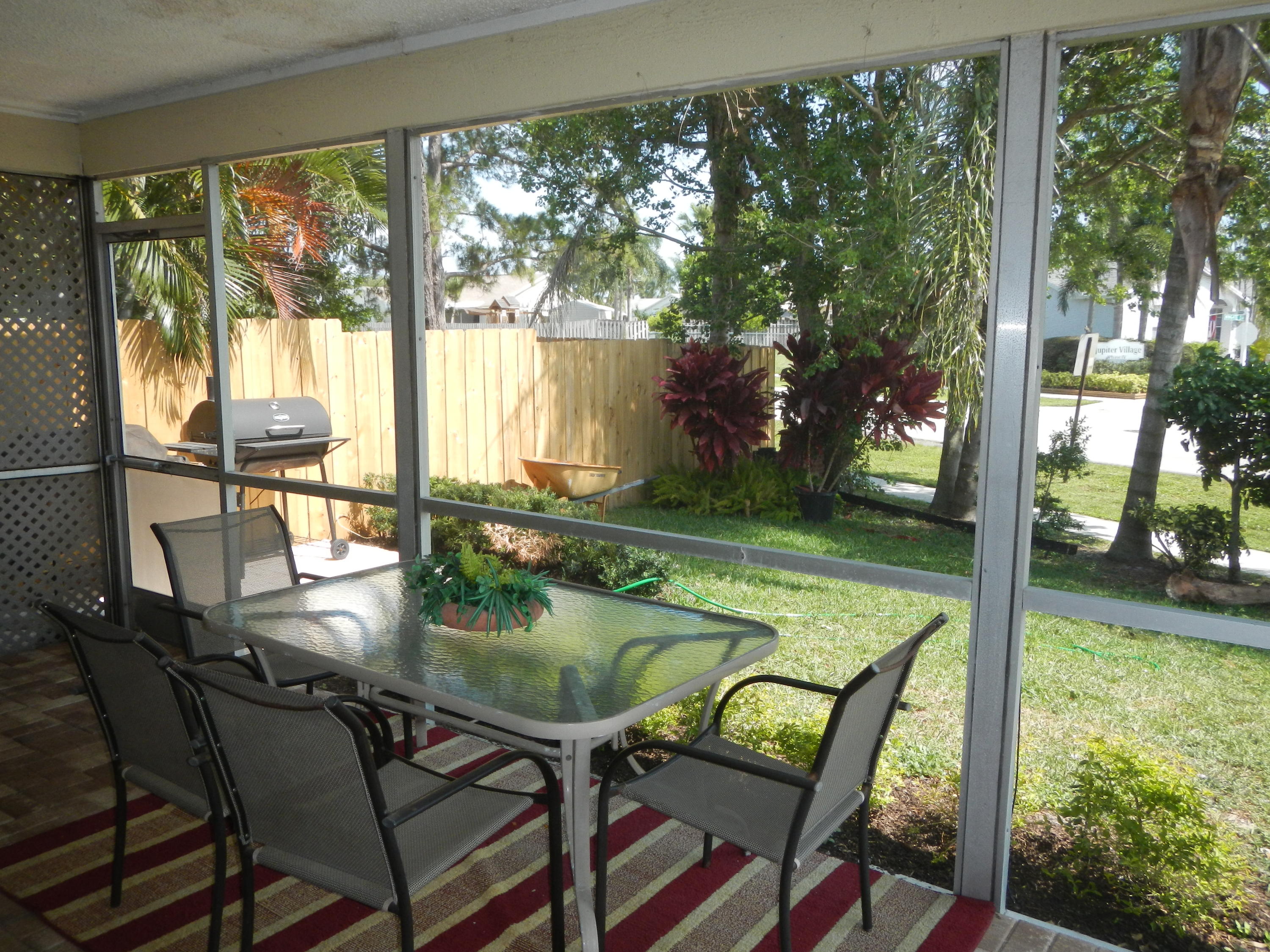 124 Pinewood Court Jupiter, FL 33458 - Photo 36 of 40 DSCN2377