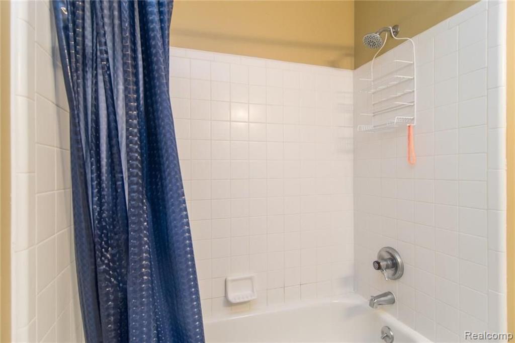42571 Wimbleton Way Novi, MI 48377 - Photo 42 of 52