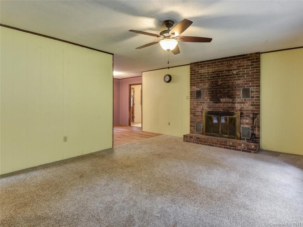 250 Patton Hill Road Swannanoa, NC 28778 - Photo 6 of 23 Gallery Image 6