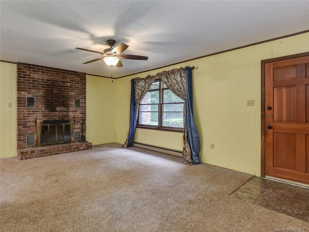 250 Patton Hill Road Swannanoa, NC 28778 - Photo 8 of 23 Gallery Image 8