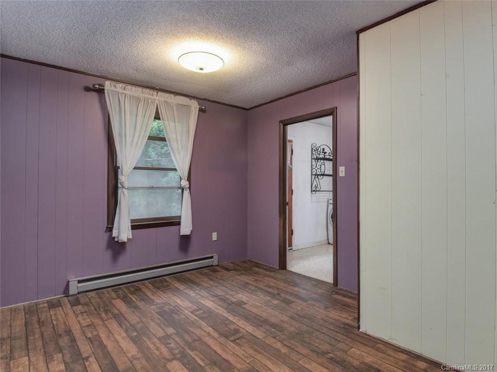 250 Patton Hill Road Swannanoa, NC 28778 - Photo 9 of 23 Gallery Image 9