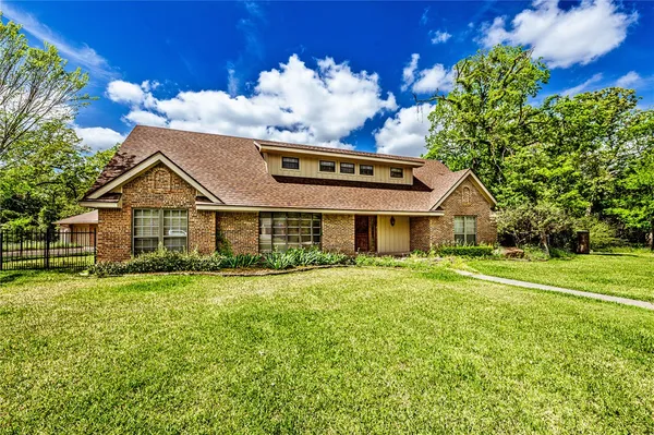 $949,000 | 1100 Broadmoor Drive, Bryan, TX 77802