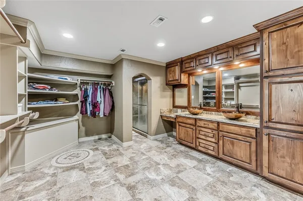 $949,000 | 1100 Broadmoor Drive, Bryan, TX 77802