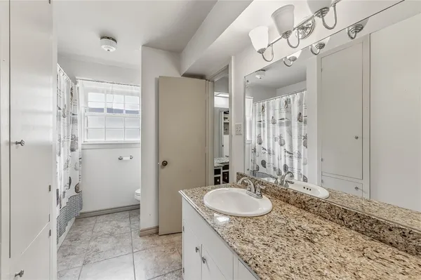 $949,000 | 1100 Broadmoor Drive, Bryan, TX 77802