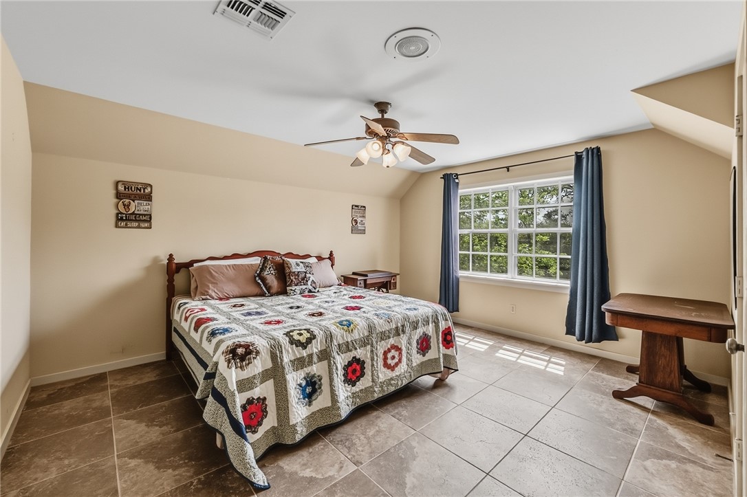 1100 Broadmoor Drive Bryan, TX 77802 - Photo 37 of 48 Bedroom #4